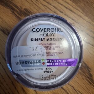 New Covergirl + Olay Simply Ageless Foundation 205 Ivory
